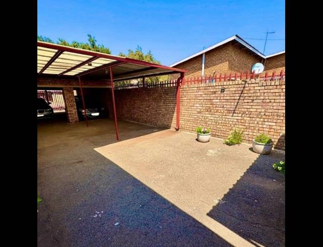 4 BEDROOM HOUSE FOR SALE IN VANDERBIJLPARK SE 1